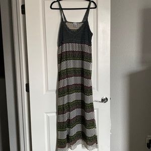 Maxi dress size L multi color